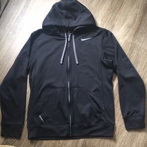 Nike therma fit hoodie
